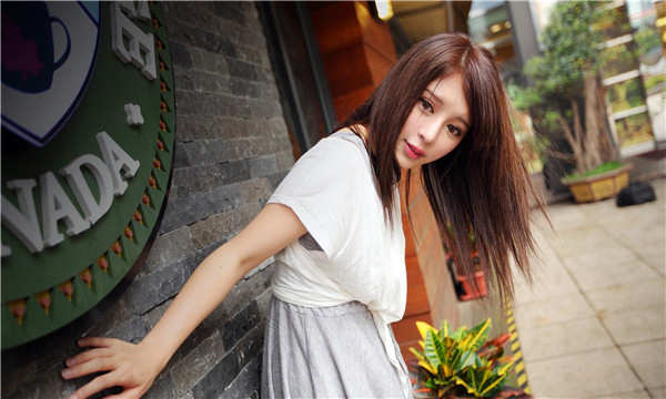 同德想找一个女性生孩子给报酬-｛找个女人生孩子多少钱｝